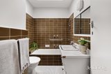 https://images.listonce.com.au/custom/160x/listings/28-berkeley-street-hawthorn-vic-3122/260/01981260_img_07.jpg?9jWxS7yQxCk