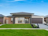 https://images.listonce.com.au/custom/160x/listings/28-blackmore-road-mickleham-vic-3064/923/01531923_img_01.jpg?nnGnFU5eiJg