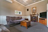 https://images.listonce.com.au/custom/160x/listings/28-bodkin-street-kyneton-vic-3444/916/00406916_img_02.jpg?6YZKOe-m_HA