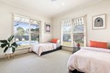 https://images.listonce.com.au/custom/160x/listings/28-bowen-road-sorrento-vic-3943/092/00557092_img_06.jpg?fGeDkpx0cEg