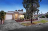 https://images.listonce.com.au/custom/160x/listings/28-bower-way-doreen-vic-3754/754/01140754_img_02.jpg?ffK7rs-KygA