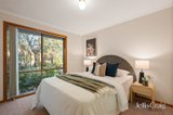 https://images.listonce.com.au/custom/160x/listings/28-bridges-avenue-mooroolbark-vic-3138/572/01986572_img_06.jpg?HAbOtsg65HM