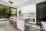 https://images.listonce.com.au/custom/160x/listings/28-burns-street-elwood-vic-3184/529/01793529_img_04.jpg?IfNIeD9JXV4
