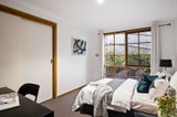 https://images.listonce.com.au/custom/160x/listings/28-byways-drive-ringwood-east-vic-3135/174/01678174_img_09.jpg?Su3MzNOJ-Ao