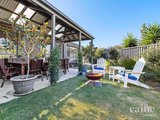 https://images.listonce.com.au/custom/160x/listings/28-carmichael-court-sebastopol-vic-3356/716/01576716_img_18.jpg?fyqR6gz-odo