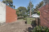 https://images.listonce.com.au/custom/160x/listings/28-college-street-hawthorn-vic-3122/957/01444957_img_02.jpg?rZAuyRQy8Xg