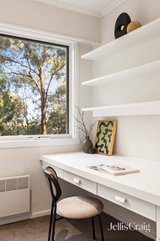 https://images.listonce.com.au/custom/160x/listings/28-craig-road-donvale-vic-3111/034/01972034_img_18.jpg?809or2CSIsI