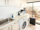 https://images.listonce.com.au/custom/160x/listings/28-curtain-drive-leopold-vic-3224/253/01970253_img_12.jpg?WwZqGok_1mo