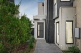 https://images.listonce.com.au/custom/160x/listings/28-damask-way-mernda-vic-3754/989/01652989_img_09.jpg?a9xf27WcykI