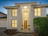 https://images.listonce.com.au/custom/160x/listings/28-dickens-street-glen-iris-vic-3146/011/00829011_img_01.jpg?aimAHc9B7yg