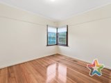 https://images.listonce.com.au/custom/160x/listings/28-durham-road-kilsyth-vic-3137/628/01525628_img_09.jpg?oN2m9GxSBAI