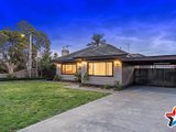 https://images.listonce.com.au/custom/160x/listings/28-glendale-court-kilsyth-vic-3137/361/01526361_img_02.jpg?XEVmTDphPms