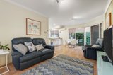 https://images.listonce.com.au/custom/160x/listings/28-grant-olson-avenue-bulleen-vic-3105/536/00657536_img_05.jpg?SPnmDmYcR3s
