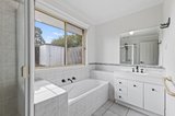 https://images.listonce.com.au/custom/160x/listings/28-hasluck-crescent-lynbrook-vic-3975/991/01726991_img_10.jpg?Ikefwadqu1A