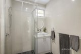 https://images.listonce.com.au/custom/160x/listings/28-hertford-road-doncaster-east-vic-3109/825/01006825_img_08.jpg?mmMq2F1XT8w