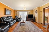 https://images.listonce.com.au/custom/160x/listings/28-highland-avenue-mitcham-vic-3132/946/01752946_img_04.jpg?rxJS-FfJ3UU