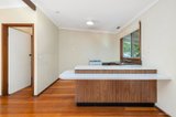 https://images.listonce.com.au/custom/160x/listings/28-holyrood-avenue-sorrento-vic-3943/390/01629390_img_07.jpg?gDO74t_0mDw