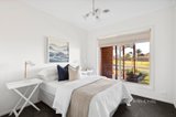 https://images.listonce.com.au/custom/160x/listings/28-homewood-lane-highton-vic-3216/755/01702755_img_08.jpg?Sq78ftM0MHc