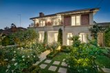 https://images.listonce.com.au/custom/160x/listings/28-hosken-street-balwyn-north-vic-3104/698/00141698_img_01.jpg?05WB9eIuBa4