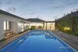 https://images.listonce.com.au/custom/160x/listings/28-irilbarra-road-canterbury-vic-3126/381/01562381_img_12.jpg?mLsLh9NLMYg