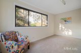 https://images.listonce.com.au/custom/160x/listings/28-kardinia-drive-yallambie-vic-3085/091/01903091_img_13.jpg?EtOo7ueeAJQ