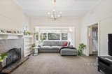 https://images.listonce.com.au/custom/160x/listings/28-laburnum-street-blackburn-vic-3130/629/01425629_img_04.jpg?K9rUCyrkrR0