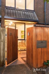 https://images.listonce.com.au/custom/160x/listings/28-laura-place-fitzroy-north-vic-3068/848/01980848_img_16.jpg?zrvCELpmG7Y