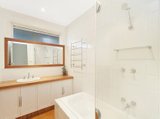 https://images.listonce.com.au/custom/160x/listings/28-lennox-avenue-glen-waverley-vic-3150/005/01705005_img_03.jpg?PyRYLZ0Ubo4