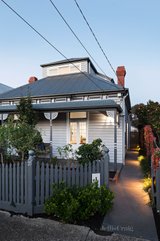 https://images.listonce.com.au/custom/160x/listings/28-leonard-street-northcote-vic-3070/220/00937220_img_02.jpg?b-DveQG3rb0