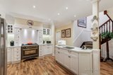 https://images.listonce.com.au/custom/160x/listings/28-lindsay-avenue-nunawading-vic-3131/241/00571241_img_05.jpg?kk0EPUUyLlU