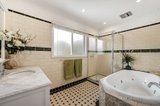 https://images.listonce.com.au/custom/160x/listings/28-lindsay-avenue-nunawading-vic-3131/241/00571241_img_13.jpg?1kq87w8m8CY