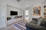 https://images.listonce.com.au/custom/160x/listings/28-macarthur-park-boulevard-miners-rest-vic-3352/572/01530572_img_11.jpg?5-FEUCvIOiQ