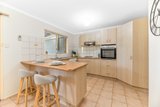https://images.listonce.com.au/custom/160x/listings/28-marong-terrace-forest-hill-vic-3131/957/01661957_img_05.jpg?4gGojY1_viA
