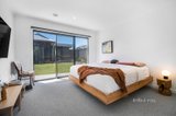 https://images.listonce.com.au/custom/160x/listings/28-mellish-street-lucas-vic-3350/508/01169508_img_09.jpg?blYdsw91vLQ