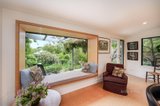 https://images.listonce.com.au/custom/160x/listings/28-mitchell-street-kyneton-vic-3444/521/01896521_img_08.jpg?wmq_3WWjGDU