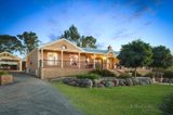 https://images.listonce.com.au/custom/160x/listings/28-montgomery-street-castlemaine-vic-3450/951/00776951_img_11.jpg?fMbS8O-OmsY