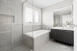 https://images.listonce.com.au/custom/160x/listings/28-moonah-circuit-lara-vic-3212/252/01922252_img_17.jpg?5rlX_K8W3lA