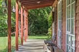 https://images.listonce.com.au/custom/160x/listings/28-mountains-road-cherokee-vic-3434/049/01898049_img_03.jpg?uLLPVpd3UCI