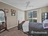 https://images.listonce.com.au/custom/160x/listings/28-myoora-drive-mooroolbark-vic-3138/657/01525657_img_15.jpg?aaKT4E9iMDo