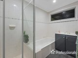 https://images.listonce.com.au/custom/160x/listings/28-myoora-drive-mooroolbark-vic-3138/657/01525657_img_18.jpg?7Q2Zlj8o3m0