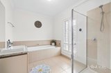 https://images.listonce.com.au/custom/160x/listings/28-neates-road-campbells-creek-vic-3451/195/01915195_img_15.jpg?p7Wt2-aVhTo