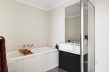 https://images.listonce.com.au/custom/160x/listings/28-pimpinella-pass-mernda-vic-3754/862/01440862_img_05.jpg?b45not1BPGM