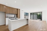 https://images.listonce.com.au/custom/160x/listings/28-riverside-avenue-avondale-heights-vic-3034/032/01970032_img_09.jpg?MK1rcKWeMk0