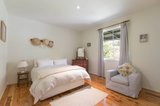 https://images.listonce.com.au/custom/160x/listings/28-seabird-way-portsea-vic-3944/076/00131076_img_06.jpg?wAff6YVEWWk