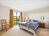 https://images.listonce.com.au/custom/160x/listings/28-st-chester-avenue-lake-gardens-vic-3355/765/01576765_img_09.jpg?HJz3xVtvMy0