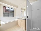 https://images.listonce.com.au/custom/160x/listings/28-st-chester-avenue-lake-gardens-vic-3355/765/01576765_img_12.jpg?gsFR-KLRTiQ