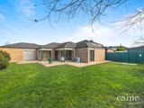 https://images.listonce.com.au/custom/160x/listings/28-st-chester-avenue-lake-gardens-vic-3355/765/01576765_img_14.jpg?3BObWRt-0NY