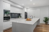 https://images.listonce.com.au/custom/160x/listings/28-standring-close-donvale-vic-3111/206/01309206_img_06.jpg?oeO2JcrwZM0