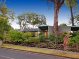 https://images.listonce.com.au/custom/160x/listings/28-stradbroke-road-montrose-vic-3765/414/01524414_img_01.jpg?D3HjqZCs8po