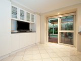 https://images.listonce.com.au/custom/160x/listings/28-stradbroke-road-montrose-vic-3765/414/01524414_img_08.jpg?07qiZd-jmoY